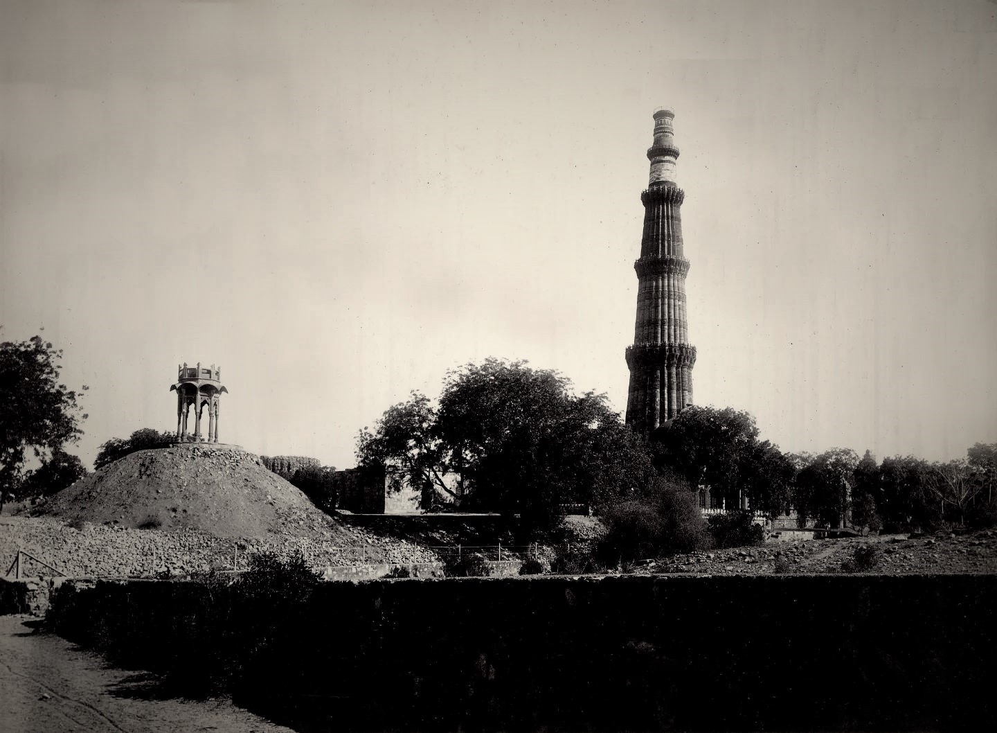Qutub Minar and it's Chhatri
