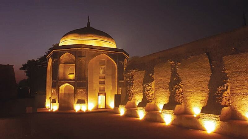 Mir Chakar Khan Rind Tomb Satgarah
