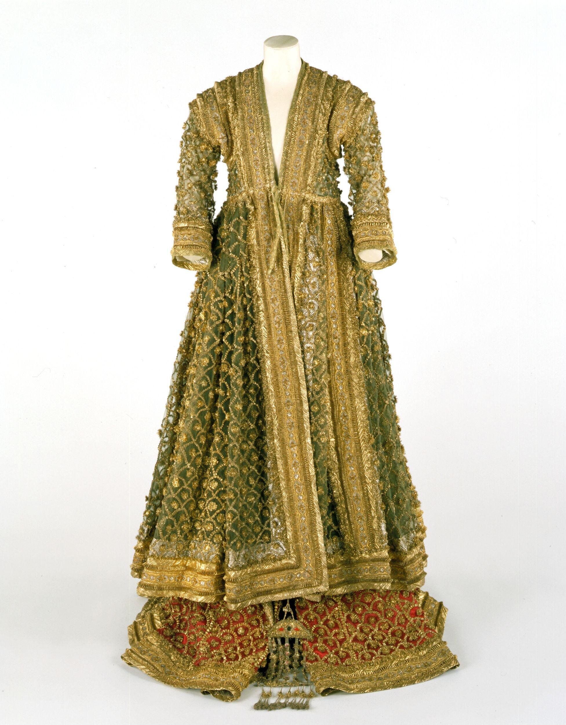The Gown of the "Queen of Oudh" in 19th Century