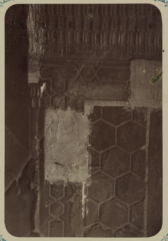 Samarkandskiia drevnosti. Mavzolei Emira Timura-Kuragana (Guremir [sic]). Chast' tsokulia vnutri mavzoleia