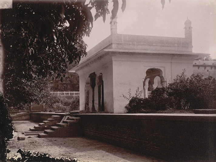 Buildings under repair in the Shalimar Gardens, Lahore. 1003946