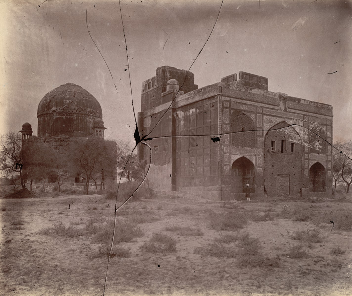 Unidentified Islamic domed tomb and another ruined building, Ajmer