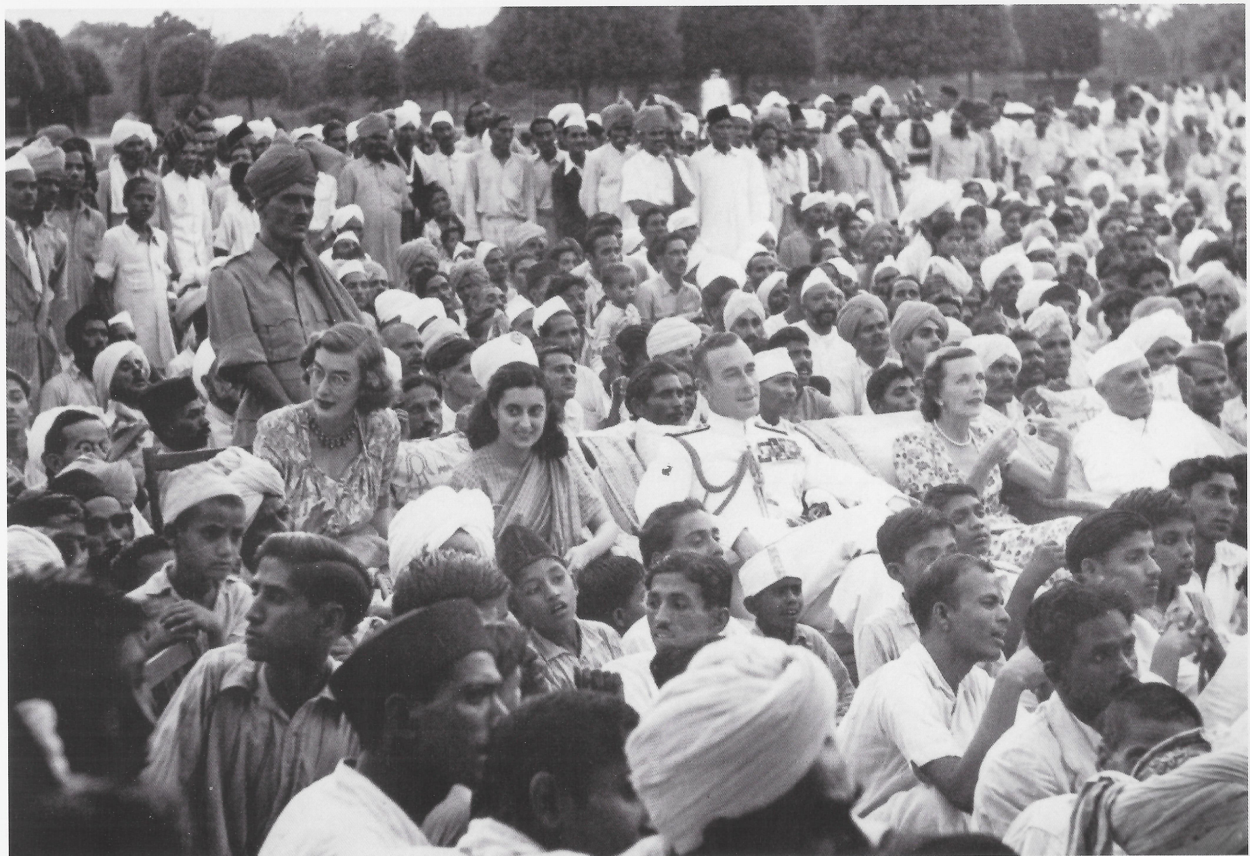 Indira Gandhi, Lord Mountbatten, Lady Mountbatten, and Jawaharlal Nehru