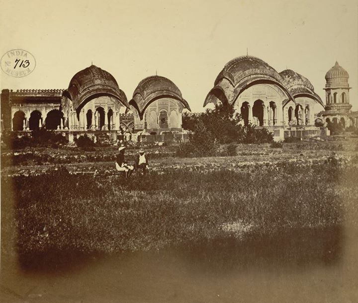 Pavilions in Aurungzeb's pleasure gardens, Khuldabad (Rauza)